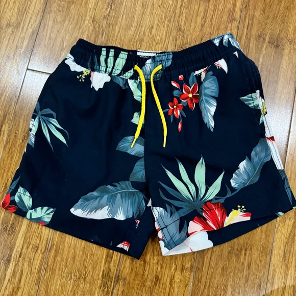 🩳 🌟HP🌟 J. Crew Boys' Navy Floral Print Swim Trunk - Picture 3 of 7